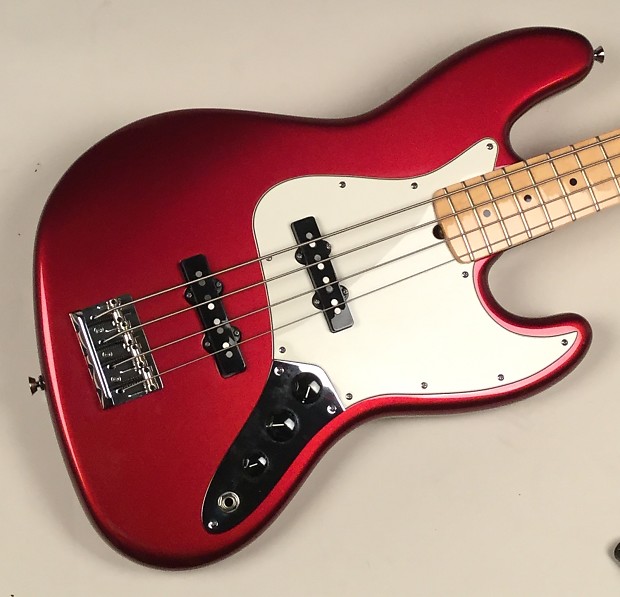 【専用】Fender USA 2010年製Jazz Bass Fender 2010 American Special Jazz Bass Candy Apple Red USA