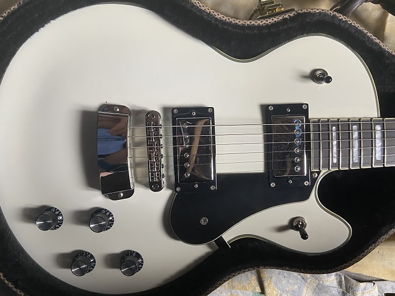 Hagstrom Swede White