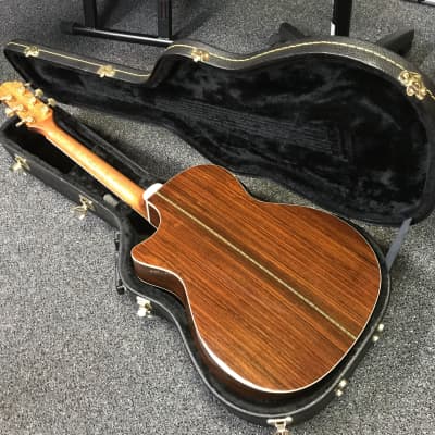 Crafter TC035 orchestra grand auditorium Acoustic electric guitar handcrafted in Korea 2001 in excellent - mint condition with hard case and key . image 11