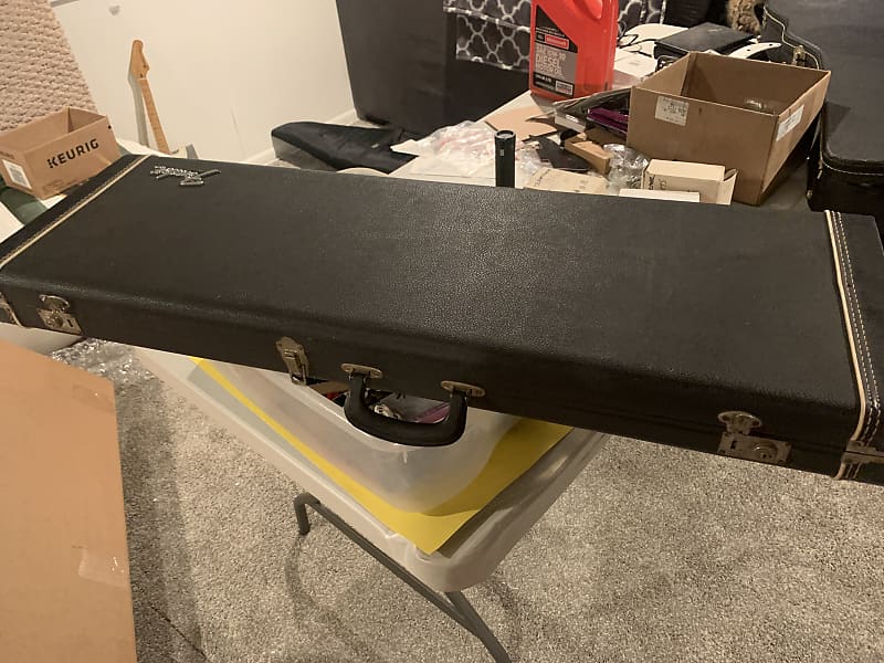 Fender Mustang Duo Sonic Hardshell Tolex Case 70s Black Orange