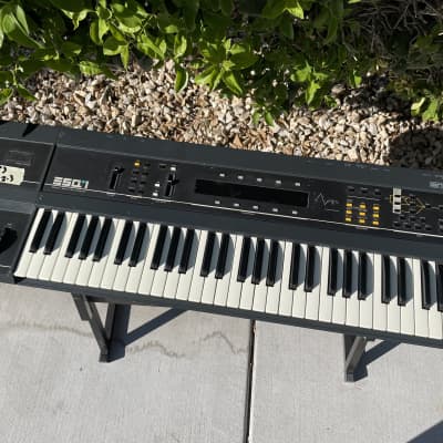 Vintage Ensoniq ESQ-1 Wave Synthesizer 1987 - Black