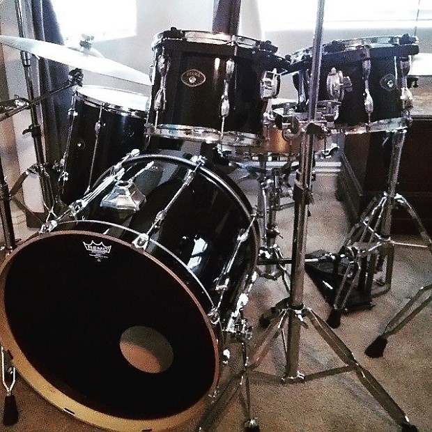 Used tama rockstar drum set cheap