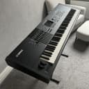 Yamaha Motif XF 8 Production Synthesizer 2010s - Gray
