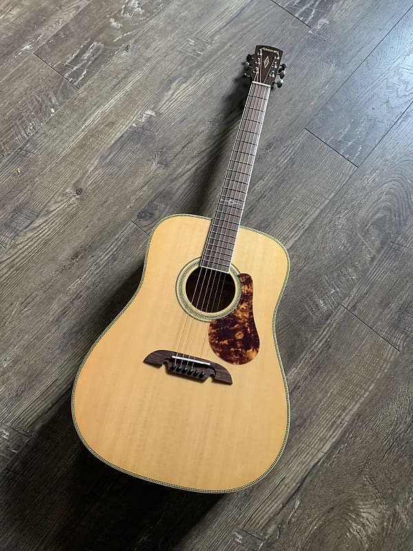 Alvarez MD60BG Bluegrass Dreadnaught Acoustic Reverb Canada