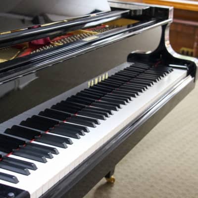 Yamaha C7 7'4" Semi-Concert Grand Piano | Polished Ebony | Refinished image 4
