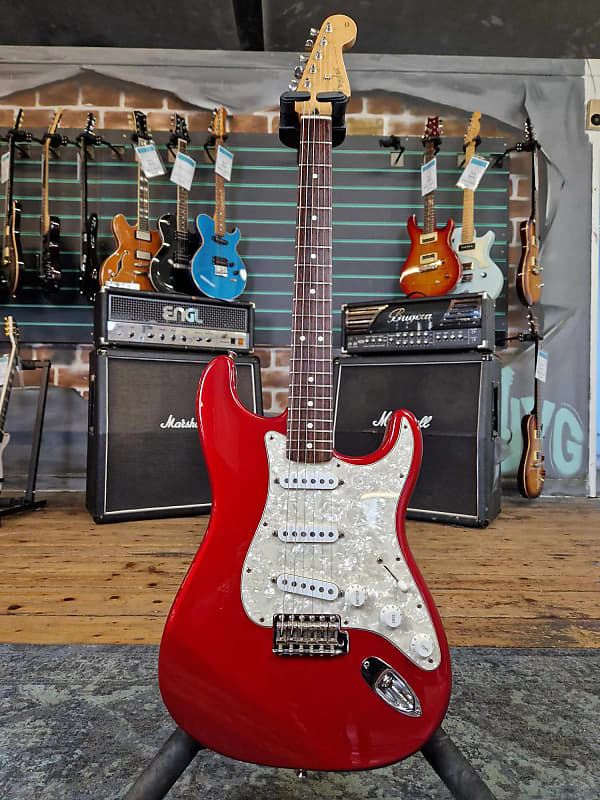 Fender Deluxe Powerhouse Stratocaster Candy Apple Red | Reverb France