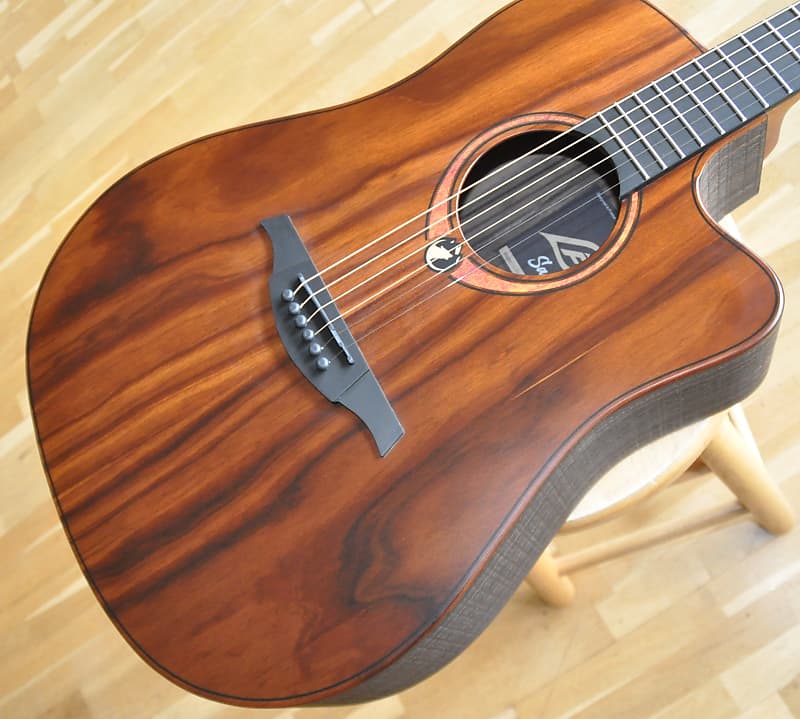 LAG Guitars Tramontane T100ASCE エレアコ ギター 中古】LAG Guitars Tramontane T100ASCE-BRS - 中古楽器の販売