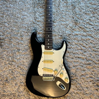 MAVIS Custom made by ISHIBASHI ストラト Mavis Stratocaster Custom Made by Ishibashi Japan. | Vintage