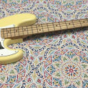 2020 Fender Player Jazz Bass with Maple Fretboard - Buttercream - Gig Bag Included