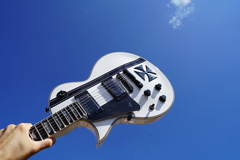 ESP LTD Iron Cross James Hetfield Snow White Left Handed 6-String