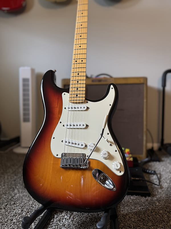 Fender American Standard Stratocaster 2010 - Sunburst | Reverb
