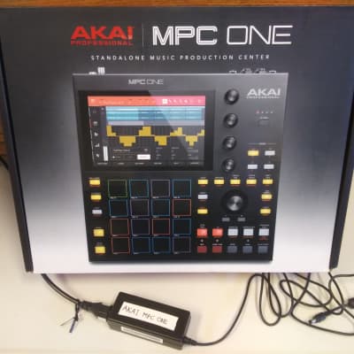 Akai MPC One Standalone MIDI Sequencer 2020 - Present - Black image 11