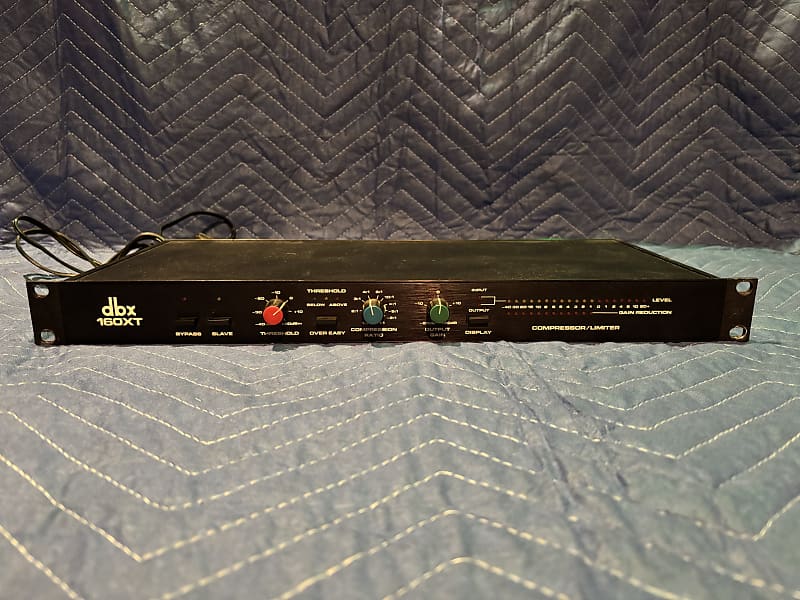 dbx 160XT Compressor / Limiter | Reverb