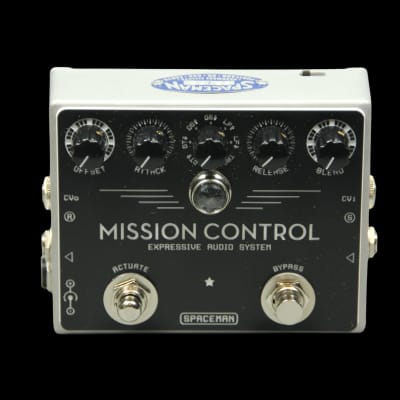 NAMM '19 - Spaceman Effects Mission Control Demo - Premier Guitar