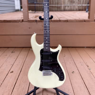 Aria Pro II RS Special-V 1983 White image 2