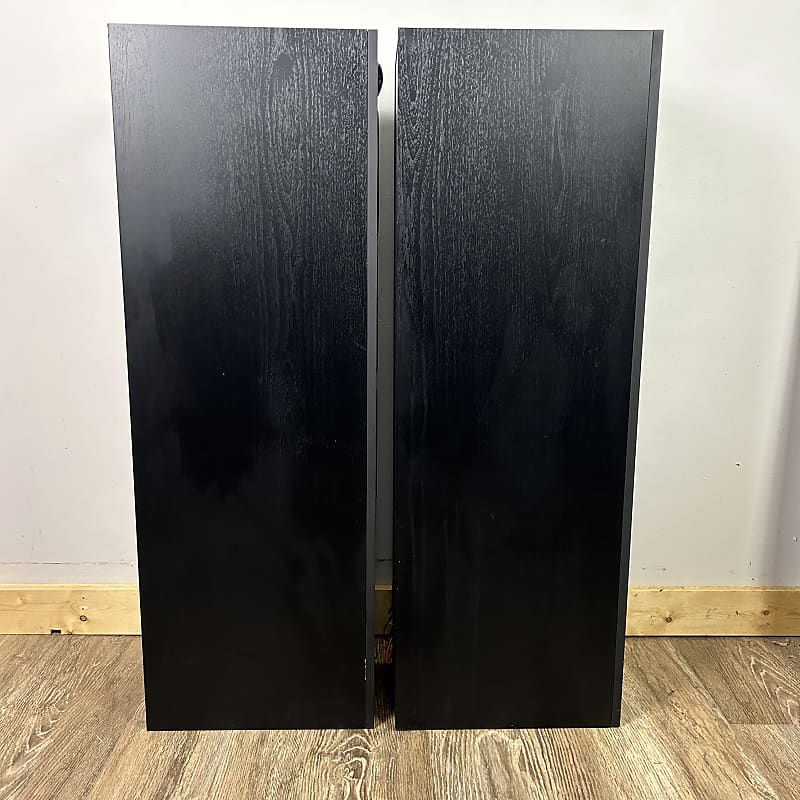 Bowers & Wilkins B&W 683 Loudspeaker Pair - Black - Local Pickup Only in  Milwaukee, WI