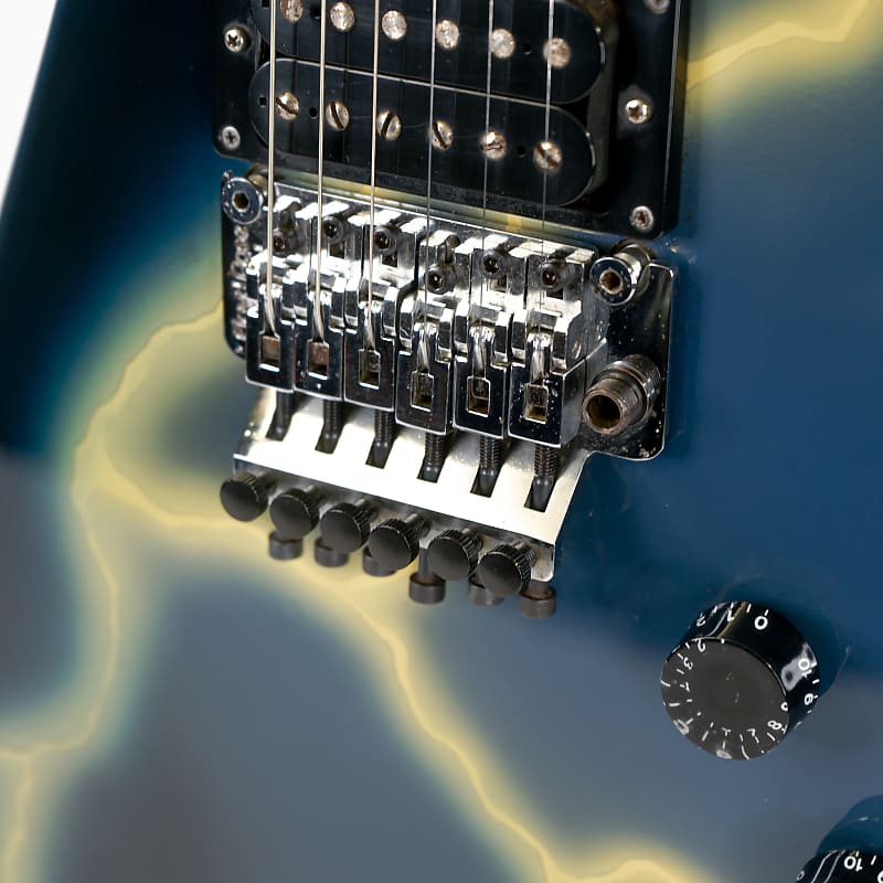 ギター Edwards EP-90 lighting BOLT ギター Edwards EP-90 lighting BOLT 1990s Edwards EP-90 Dean