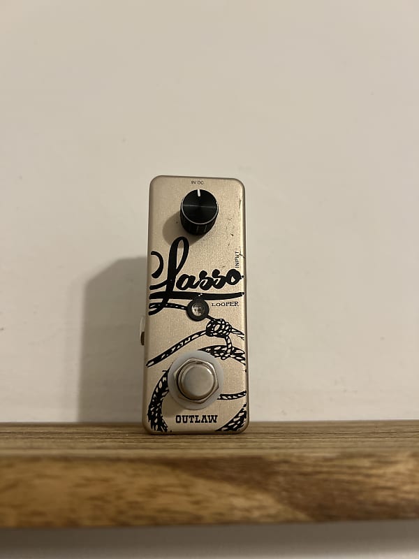 Outlaw Effects Lasso Looper
