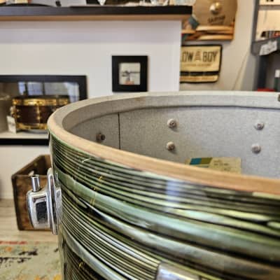 Ludwig Standard 16x16" 3-ply Floor Tom in Avocado Strata 1971 image 16