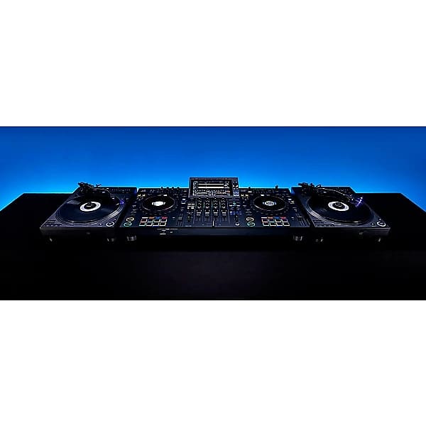 Pioneer XDJ-XZ 4-Channel Rekordbox / Serato All-In-One DJ Pioneer XDJ-XZ 4-Channel Rekordbox / Serato All-In-One DJ