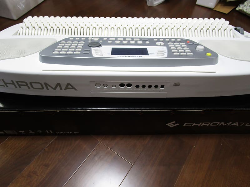 CHROMATONE CT-312 The Most Strange but Reasonable keyboard