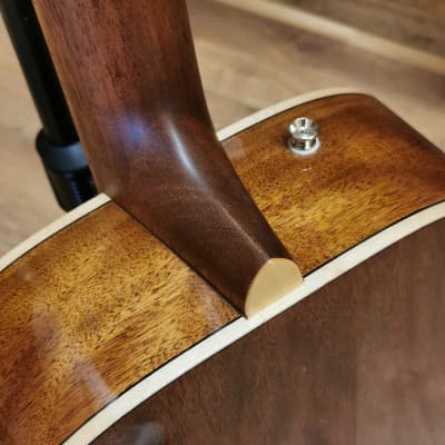Fender Malibu Classic - Pau Ferro Fingerboard, Aged Cognac Burst image 16
