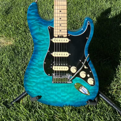 Fender Limited Edition American Elite Stratocaster HSS QMT