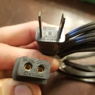 One (1) Kyowa etc. Weird Wide Electric Disconnect Plug Power Cord Cable Non-polarized C-clip TV cheater Rectangle 1965 for sale