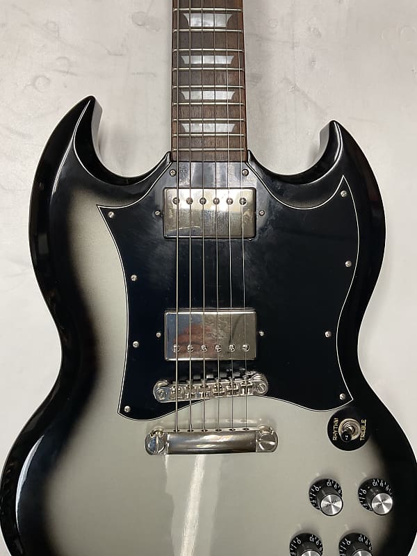 Epiphone SG Limited Edition 1966 G-400 2010 - Silverburst