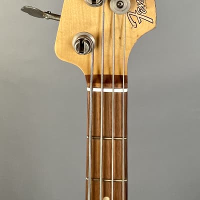 Fender Limited Edition 60th Anniversary Road Worn Jazz Bass 3-Color Sunburst image 18