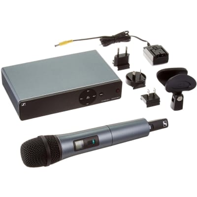 Sennheiser XSW 1-835-A UHF Vocal Set with e835 Dynamic Microphone image 2
