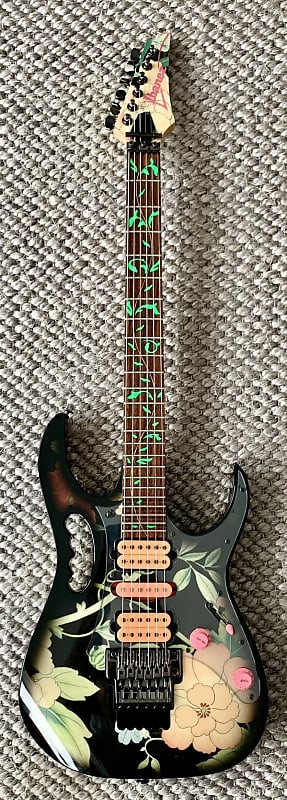 売れ筋・人気アイテム 商品 Vai Steve JEM77-FP Ibanez Signature Pattern Floral Black ギター