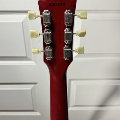 Gibson 2000 Les Paul Classic - Heritage Cherry Sunburst image 4