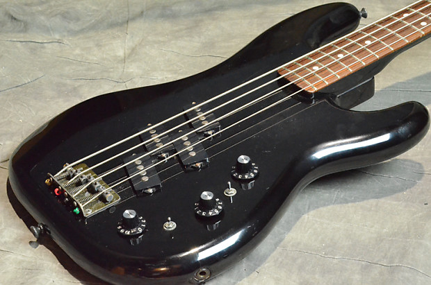 ベース Fender JAPAN PB-555 E SERIAL 1985 Fender Japan PB-555 MIJ - BassBros
