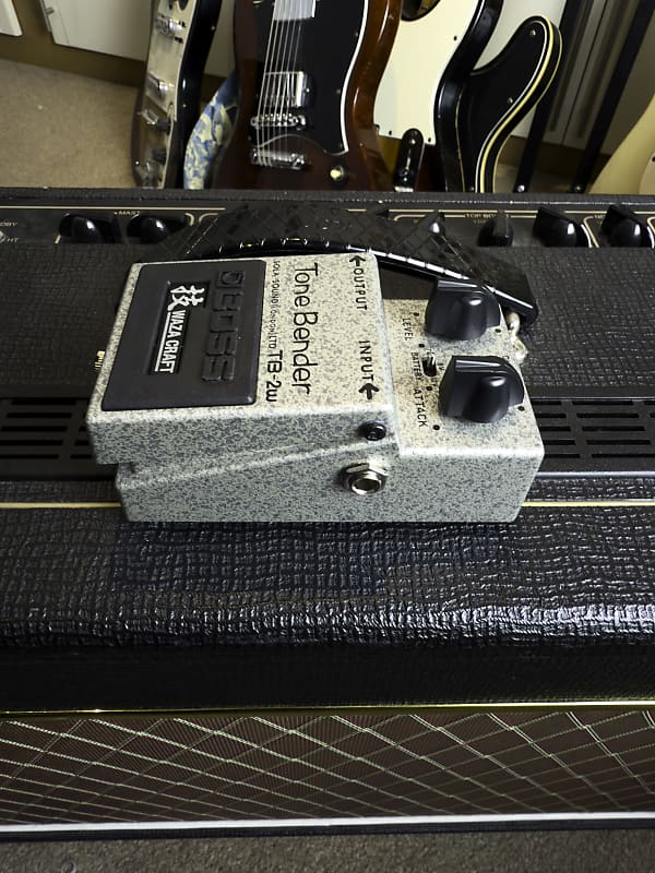 Boss TB-2W Tone Bender Waza Craft | Reverb Canada