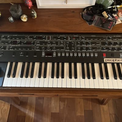 Sequential Prophet-6 49-Key 6-Voice Polyphonic Synthesizer 2018 - 2020 - Black with Wood Sides