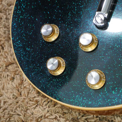 Video! 2018 Gibson Guitar Center 1975 Les Paul Deluxe Tribute Basalt Blue Sparkle image 7