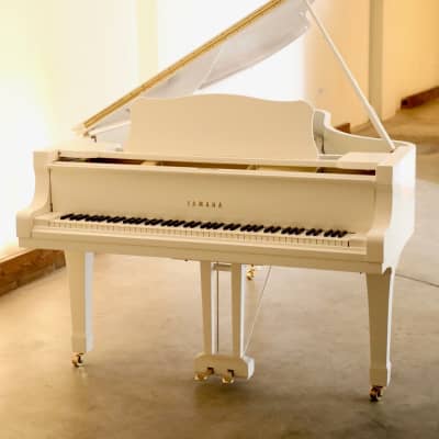 1978 Yamaha C7 Semi-Concert Grand Piano in Rare Polished White Vintage Original Professional Orchestral Concert Piano Hamamatsu Japan Factory image 1