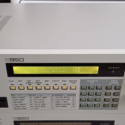Akai S950 / ram 1,5Mb (1024 Kwords)