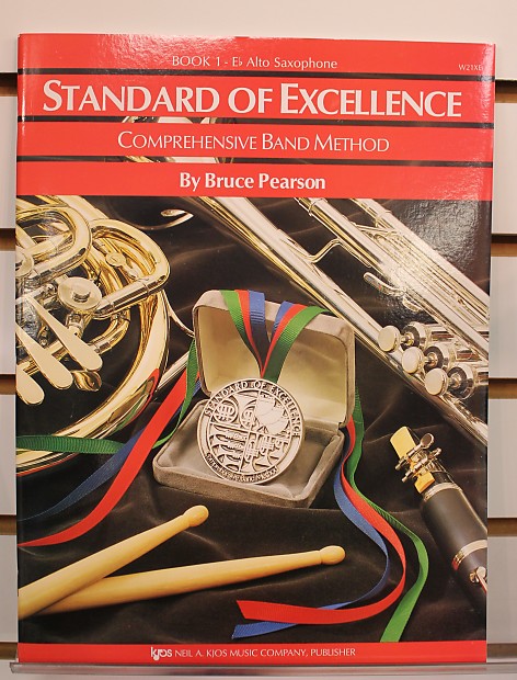 Neil A Kjos Music Company Standard of Excellence: Eb Alto Saxophone (Book 1) image 1