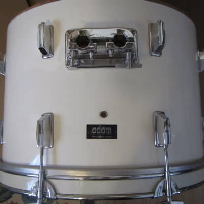 ADAM 4 piece Drum set White/Chrome image 6