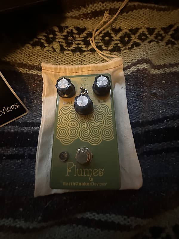 EarthQuaker Devices Plumes Small Signal Shredder