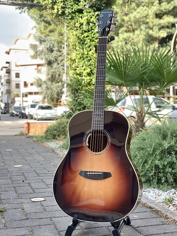 Breedlove deals legacy dreadnought