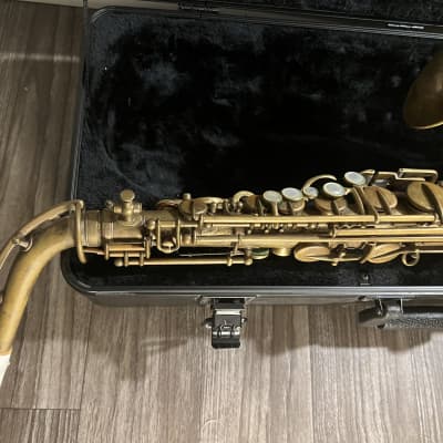 Buescher True Tone Alto Saxophone 1920s - Lacquer image 7