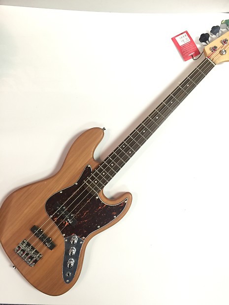 Eastcoast b300 clearance j bass