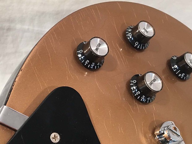 Relic Gibson Les Paul Goldtop with EMG 81 85 | Reverb