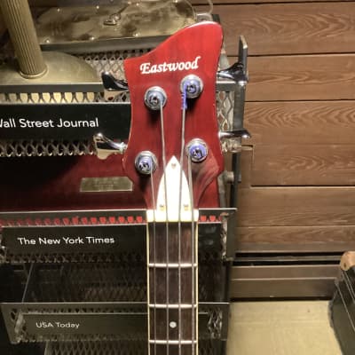 Eastwood Violin Bass Tobacco, replica of Paul McCartney’s Original Hofner image 3