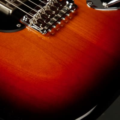 Suhr Classic S Antique - 3 Tone Burst 2023 image 18