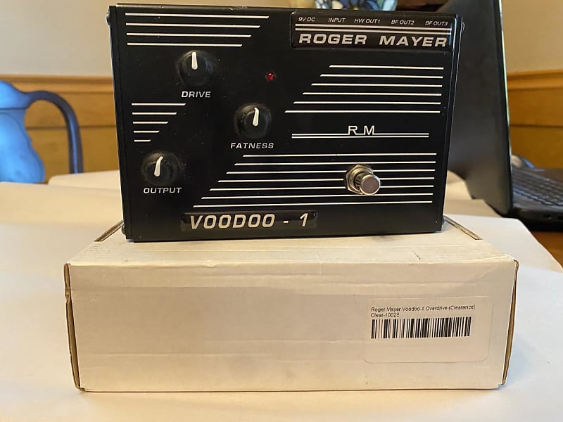 Roger Mayer Voodoo-1 Analogue Effect Black | Reverb Canada