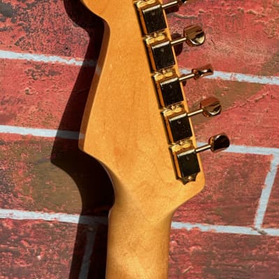 Fender Stratocaster 50th Anniversary 2007 - a very rare See-Thru Blonde '57 Mary Kay Ltd. Edition. image 6